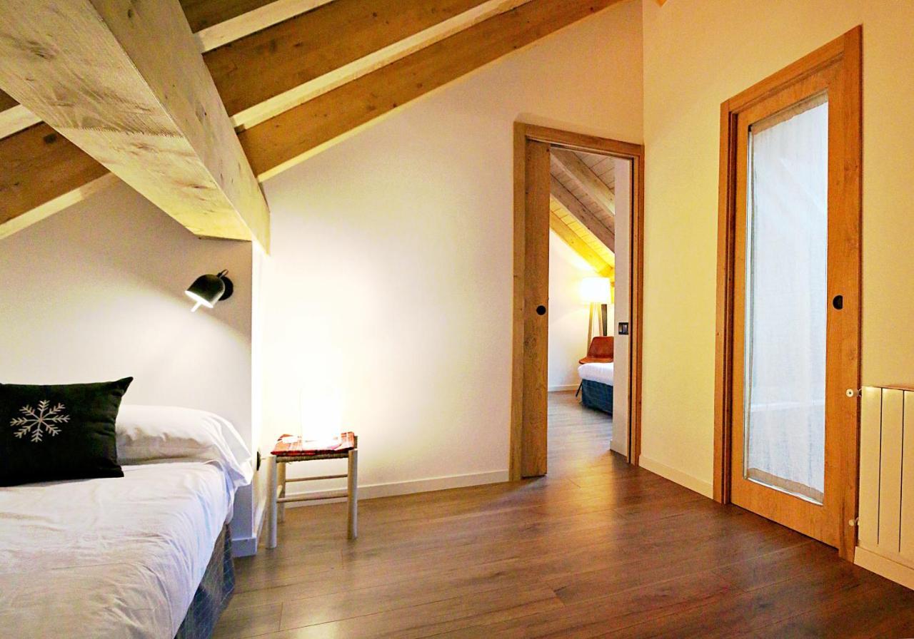 Hotel Lo Paller Valencia D'Aneu Eksteriør bilde